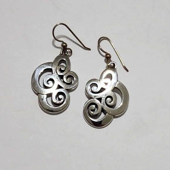Brighton mingle mix Silver Tone Swirl Dangle Earrings Boho Chic Minimalist - Picture 4 of 5